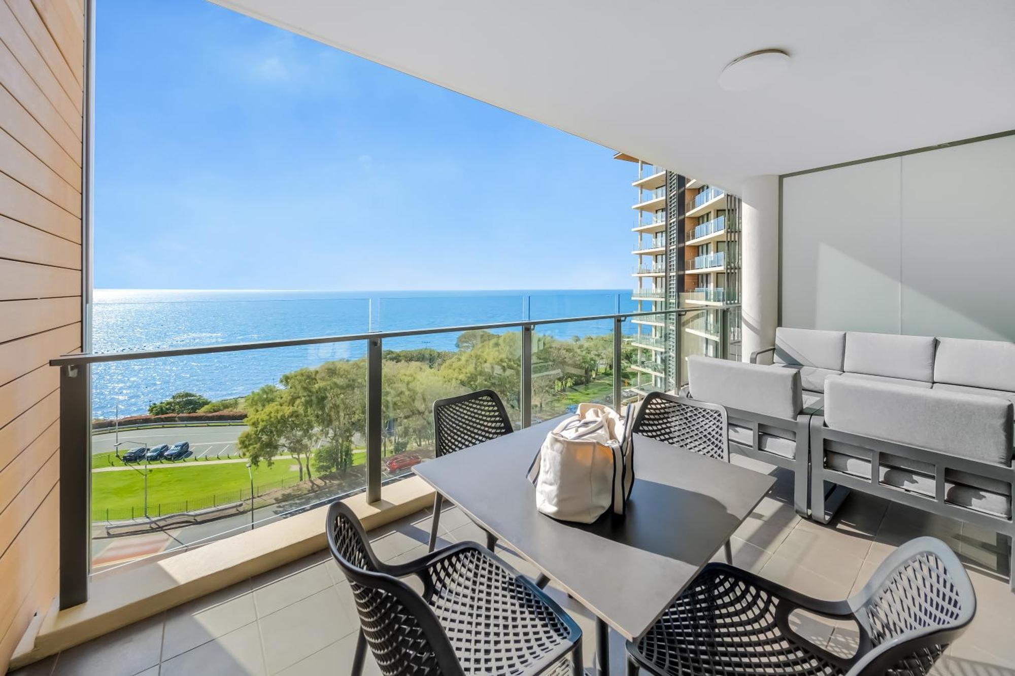 Oaks Redcliffe Mon Komo Suites Eksteriør billede